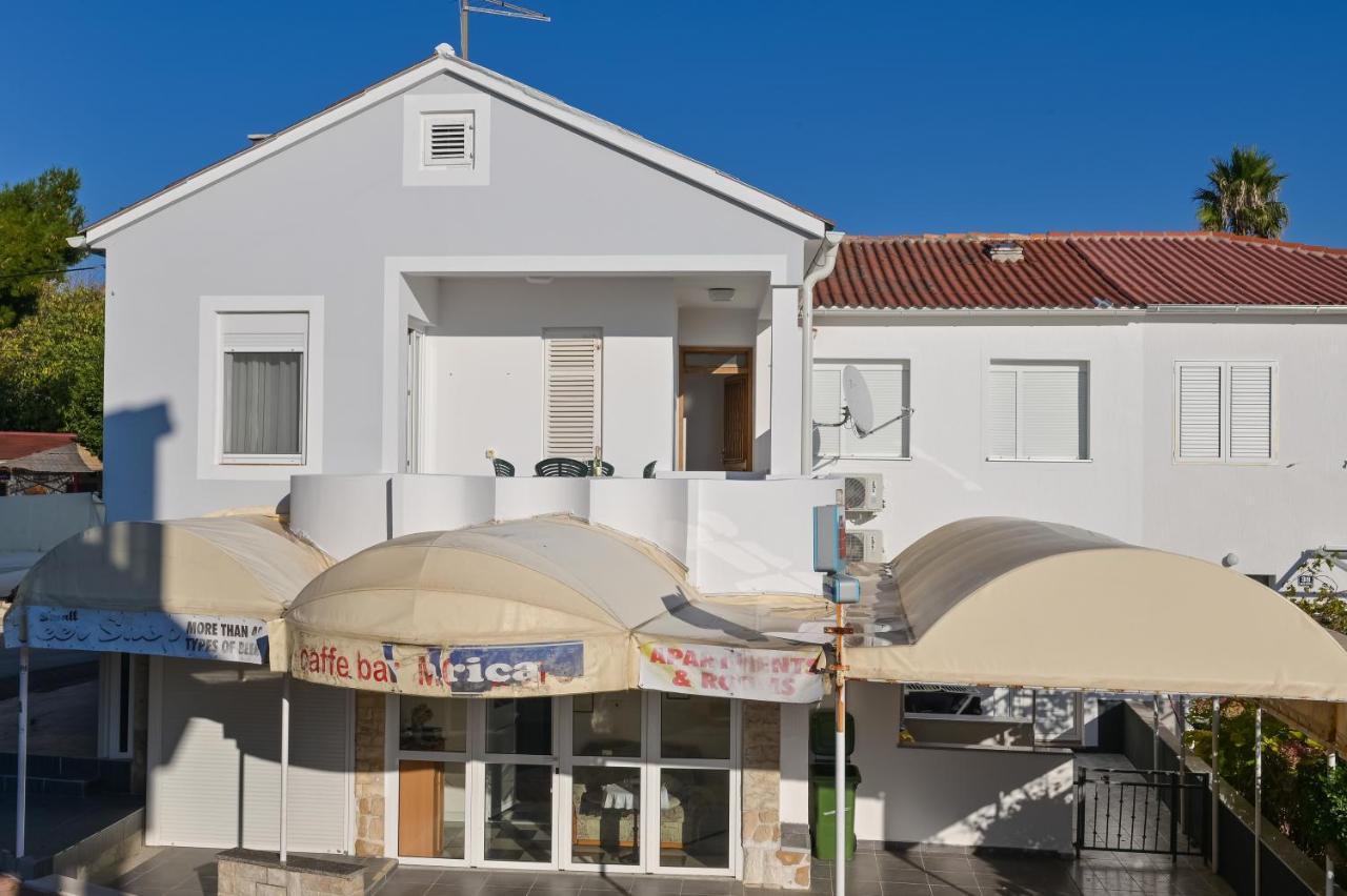 Apartment Center Ana Novalja Exterior foto